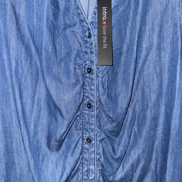 NEW Intro blue chambray Dark Wash preppy Ruched coastal button front top Large - Picture 3 of 8